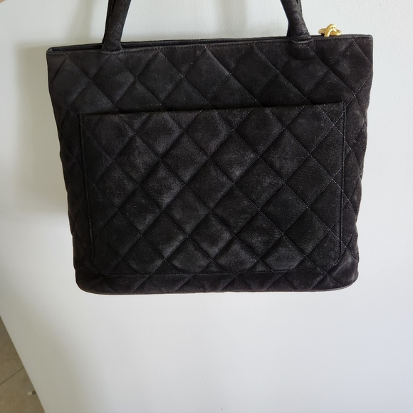 Chanel CC Medallion Quilted Suede Black Bag - Picture 10 of 12